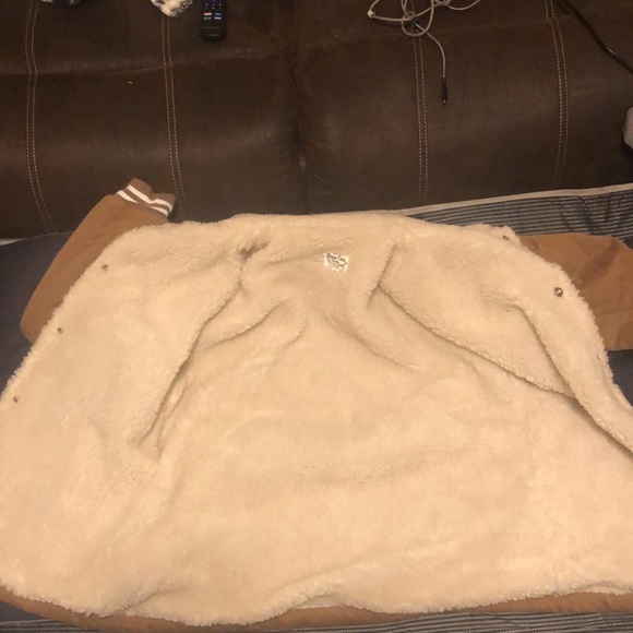 Large MounTain Jacket by MT,Technical Apparel. - Picture 2 of 4